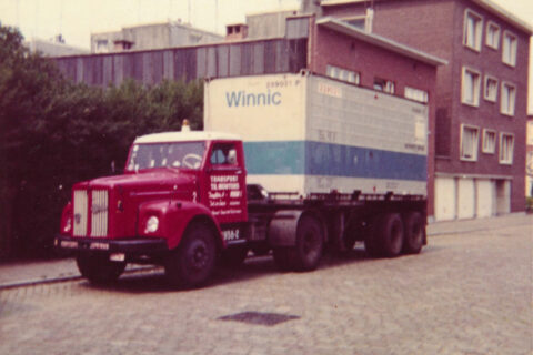 TCL_history_truck_winnic